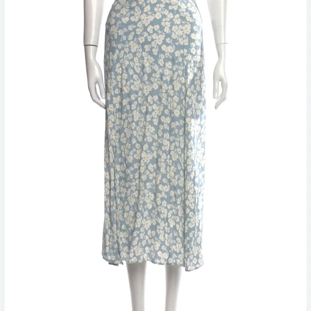 Reformation
Floral Print Midi Length Skirt